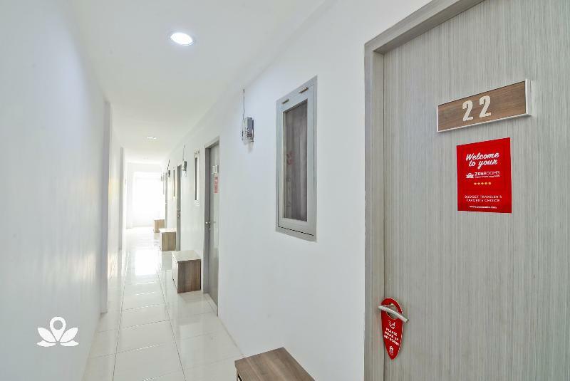 Klinpod Hotel Jakarta Exterior foto