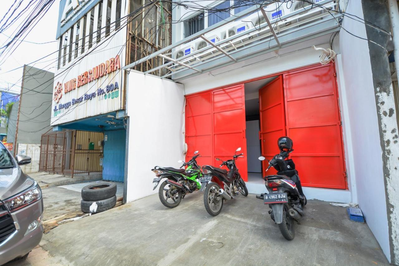 Klinpod Hotel Jakarta Exterior foto